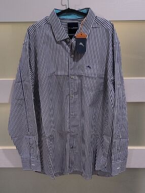 Man's Long Sleeve Shirt